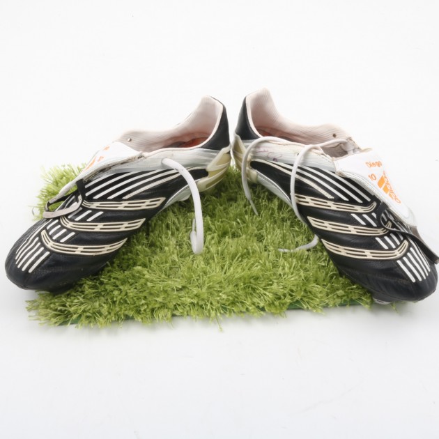 Diego Ribas Adidas Predator match worn boots - Signed