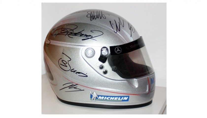 Cappellino Ferrari - Autografato da Raikkonen e Vettel - CharityStars