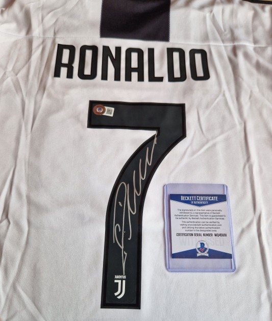 Cristiano Ronaldo's Juventus 2019/20 Signed and Framed Shirt 