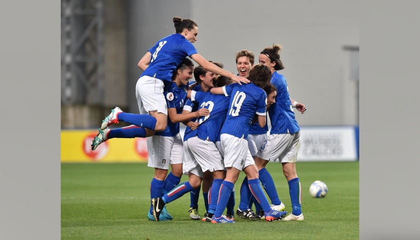 Marchitelli's Italy Women's Football Worn Kit, Euro 2017 Qualifiers