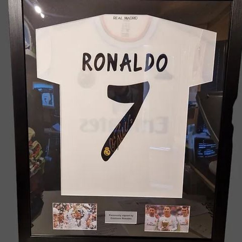 Camicia del Real Madrid 2013/14 di Cristiano Ronaldo firmata e incorniciata