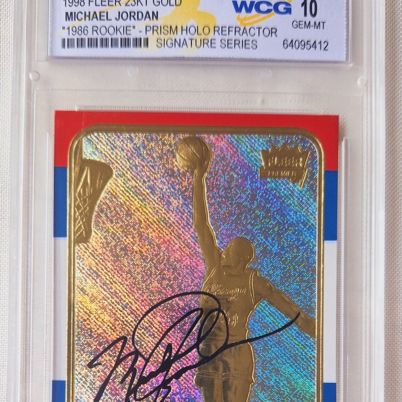 Limited Edition Michael Jordan Signature Series Holographic Refractor Gold Card 1996/97