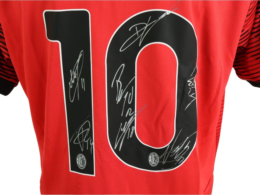 Maglia gara Theo Milan, UCL 2023/24 - Autografata - CharityStars