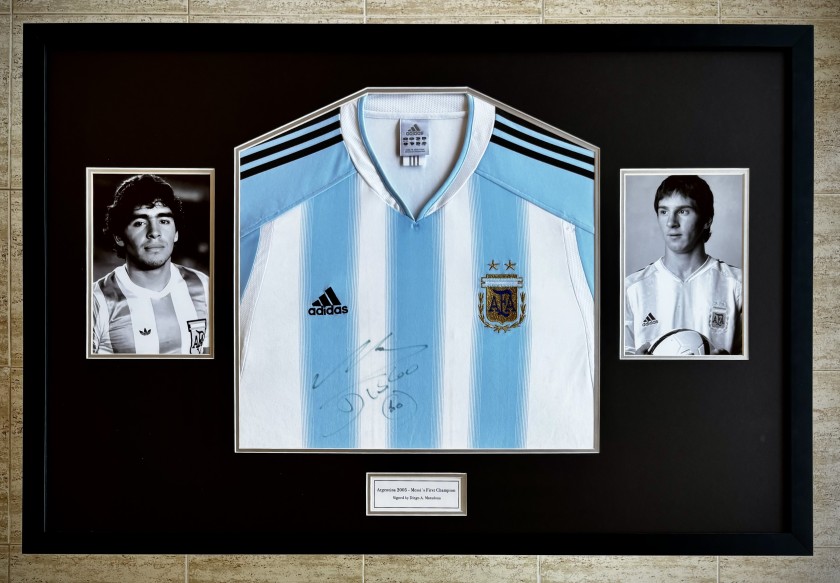 Framed Argentina 2005 Jersey Signed by Diego Maradona – Messi’s First Title Memorabilia