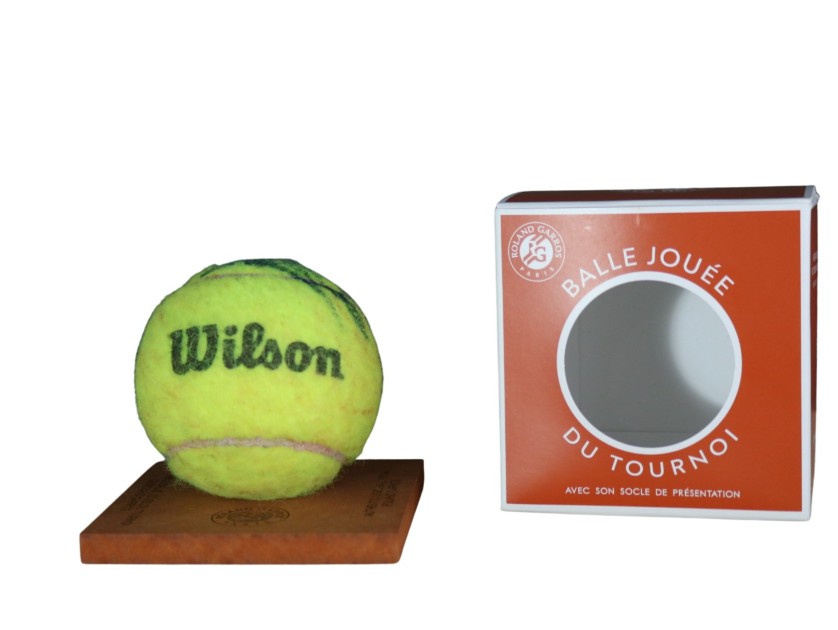 Roland Garros Tennis Match-Ball 2026 - Signed by Alexander Zverev