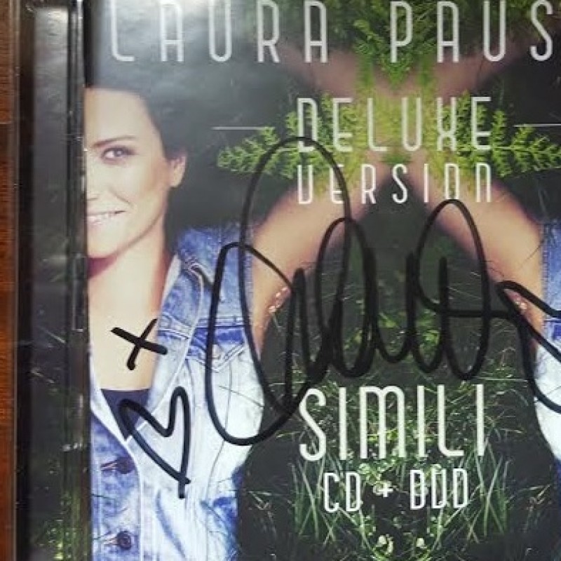 Nuovo Album  "Simili" di Laura Pausini autografato