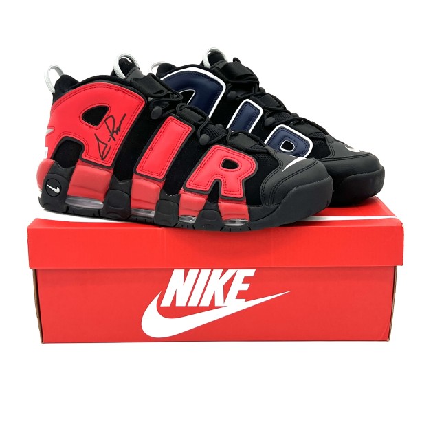 Scottie Pippen Signed Pair of Nike Air Uptempo Shoes 