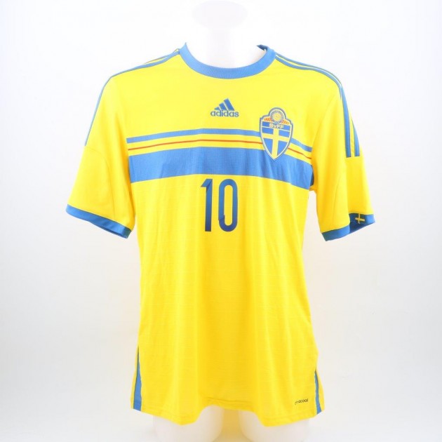 Ibrahimovic Sweden official replica shirt 2015 - signed