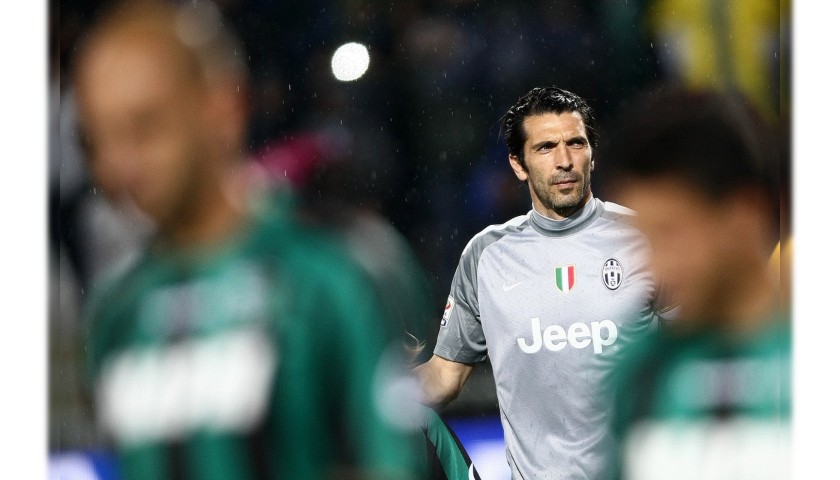 Buffon's Juventus Signed Match Kit, Serie A 2013/14 