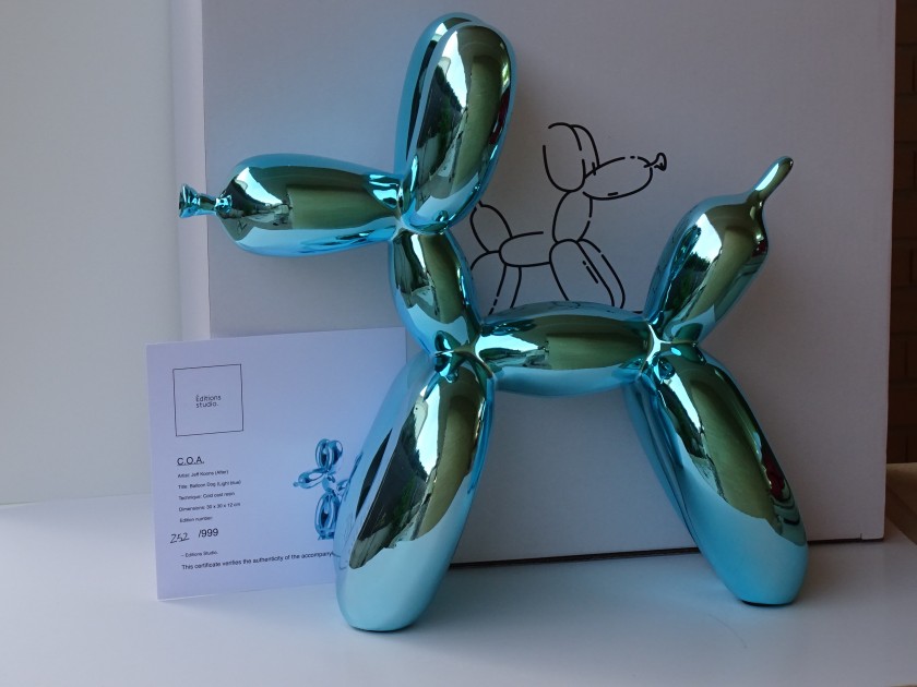 Jeff Koons "Balloon Dog"