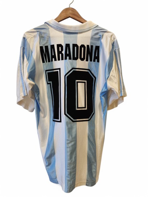 La camicia vintage di Diego Maradona per l'Argentina del 1994