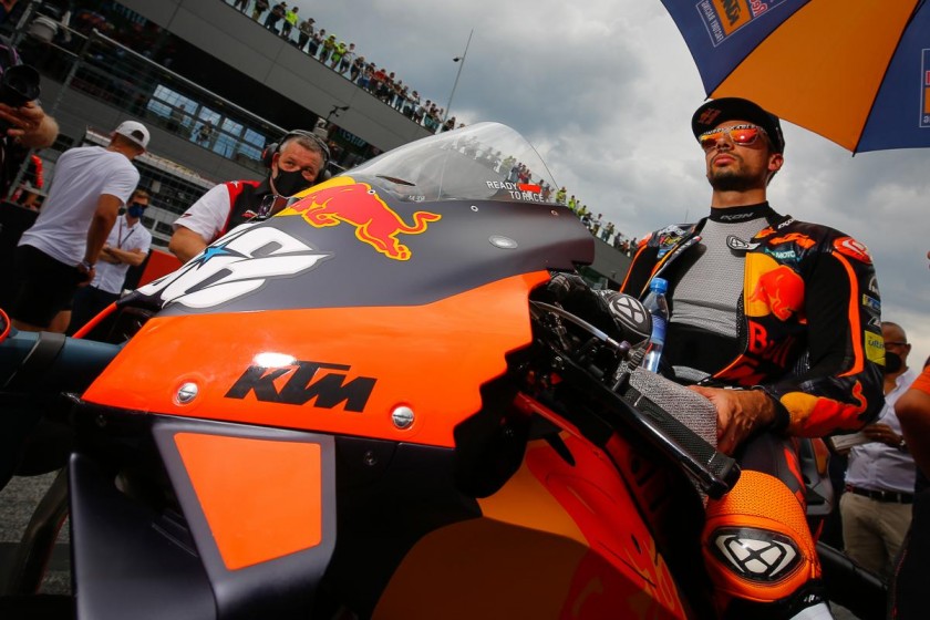"Meet and greet" with MotoGP™ rider Miguel Oliveira