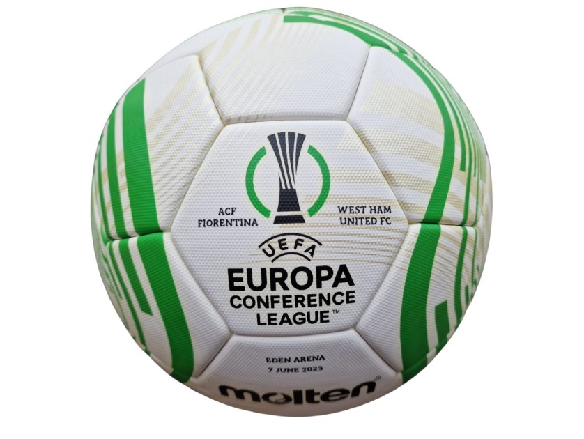 Pallone Match-Ball preparato CL Finale Praga 2023