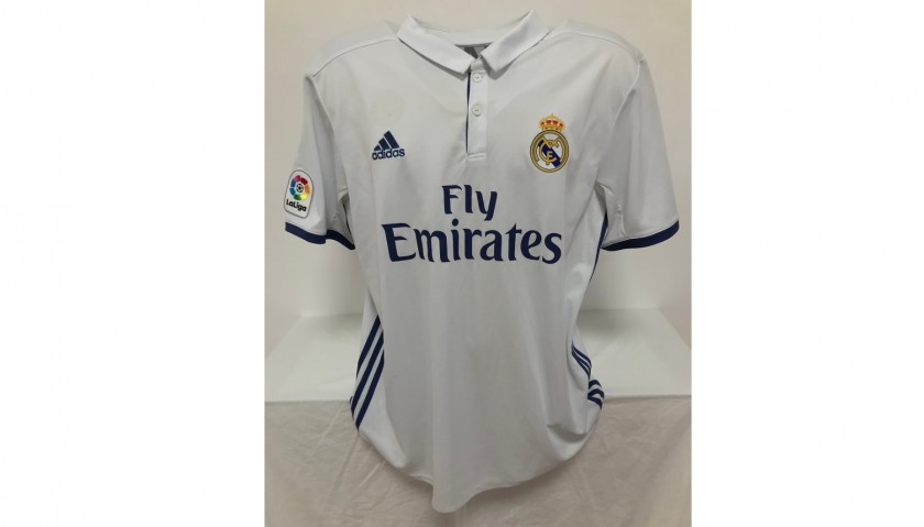 Signed Cristiano Ronaldo 2016/2017 Home Jersey - CharityStars