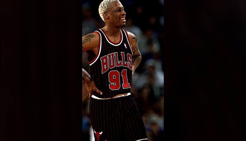 Dennis Rodman Signed Mitchell&Ness Chicago Bulls Jersey - CharityStars