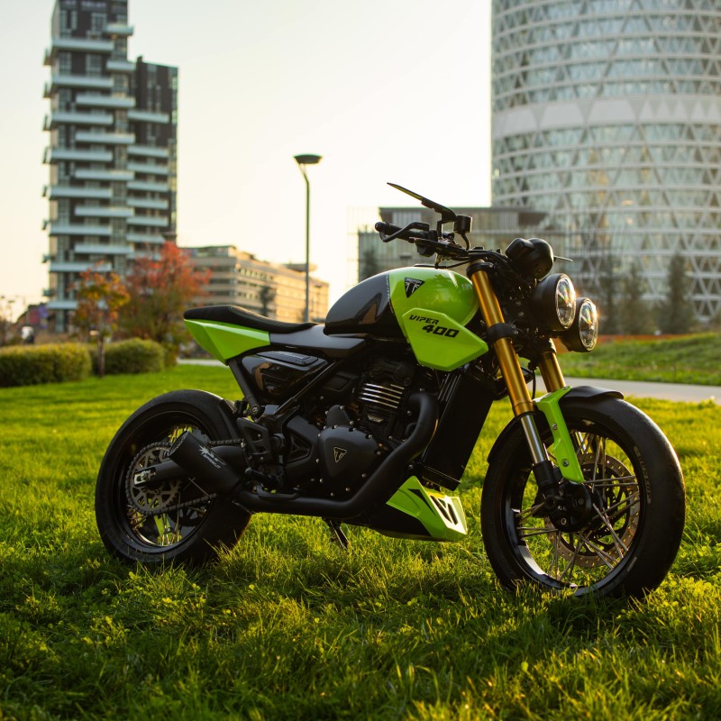 Triumph VIPER 400 - Modello unico Custom realizzato da Noisy Style e Rodolfo Frascoli