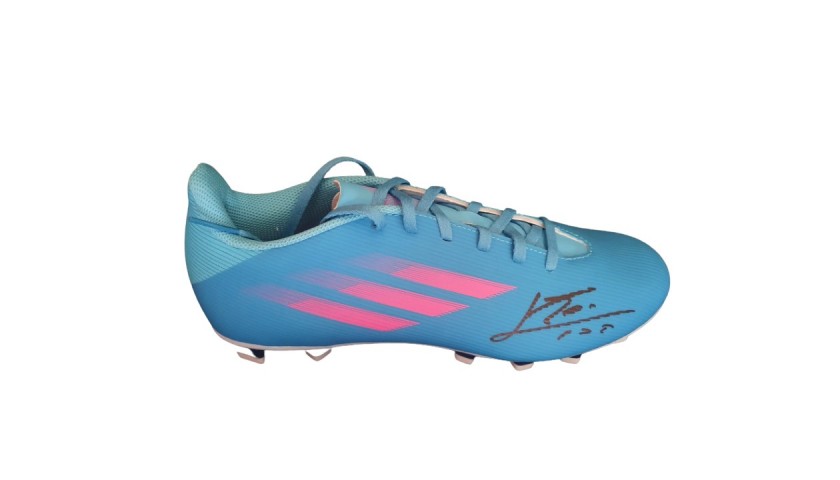 Messi deals signed boot