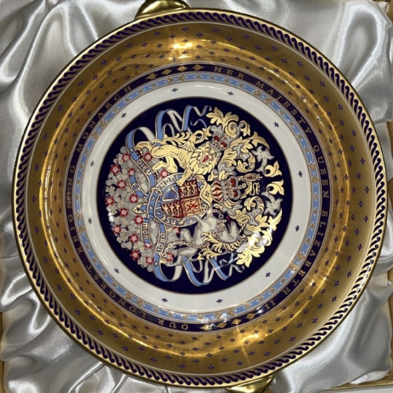 Limited Edition Longest Reigning Lionhead Bowl - Royal Collection