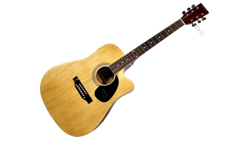 Adam Levine “Maroon 5” Signed Guitar