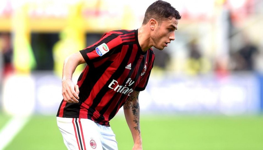 Become a Milan Defender and Play the San Siro CharityDerby 