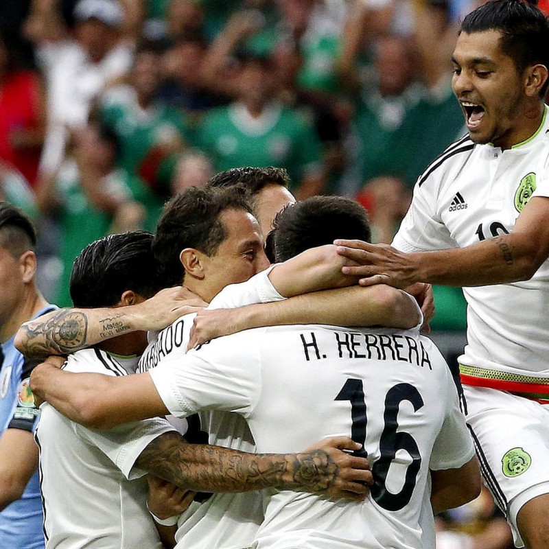 Jesus Corona Match issued/worn Shirt, Mexico-Uruguay 5/06/2016