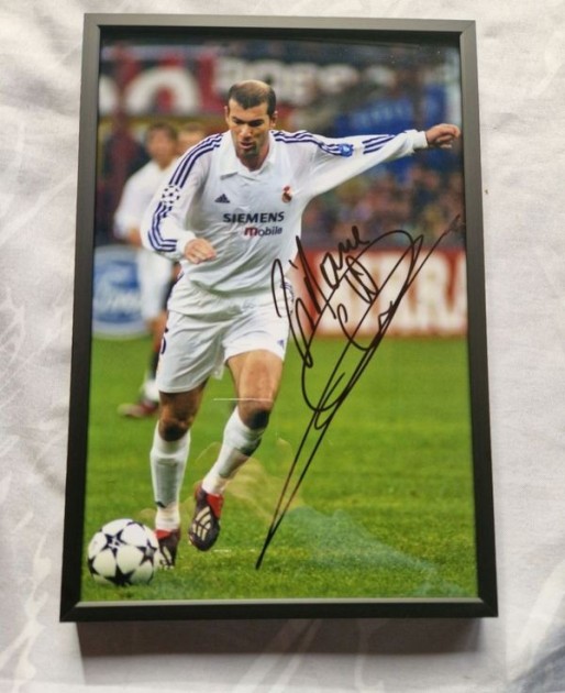 Zidane Signed and Framed Picture