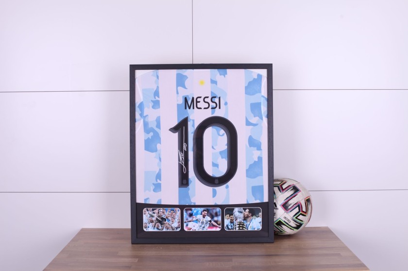 Messi's Argentina Signed and Framed Shirt