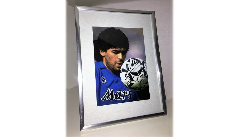 Diego Maradona Signed Photograph