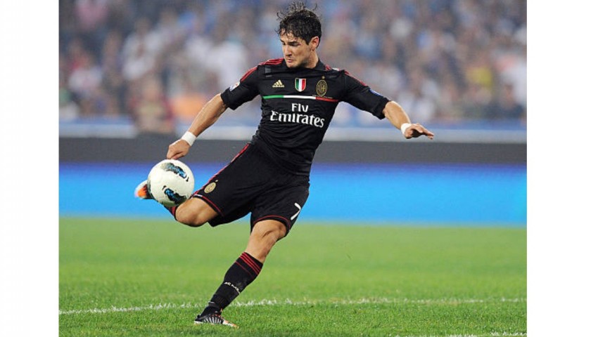2011-12 ACミラン アレシャンドレ・パト ユニフォーム Pato's AC Milan Match Shirt, 2011/12 - CharityStars