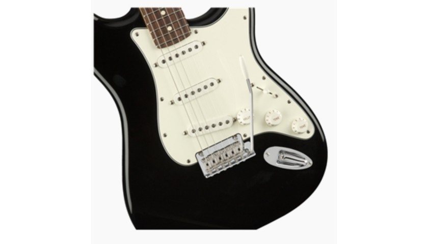 Avril's Personally Dedicated "Player Stratocaster” Guitar 