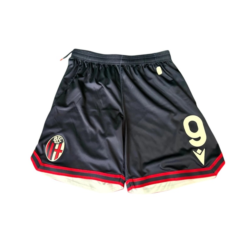 Zirkzee's Bologna Match-Worn Shorts, 2023/24