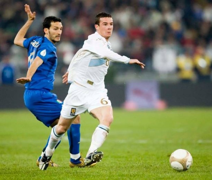 Zambrotta's Italy Signed Match Shirt, Euro 2008 Qualifiers
