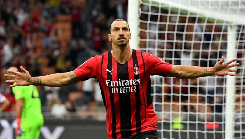 Maglia ufficiale Ibrahimovic Milan, 2021/22 - Autografata 