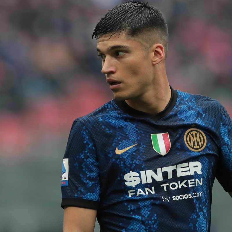Correa Official Inter Signed Shirt, 2021/22