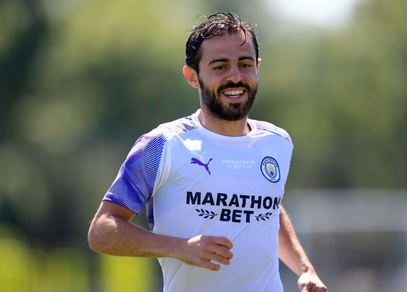 Manchester City PUMA 2019/20 Worn Training Kit in White, Three Piece - Bernardo Silva