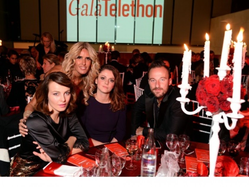 Two seats at the Galà Telethon dinner with the stars