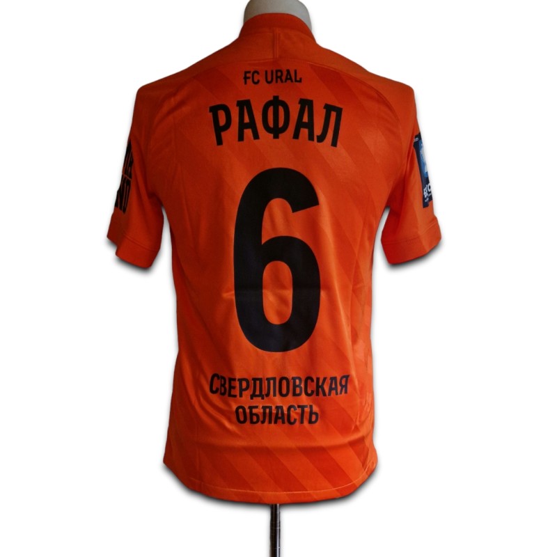 La maglia dell'FC Ural Yekaterinburg 2021/22 di Augustyniak, emessa nel corso della partita