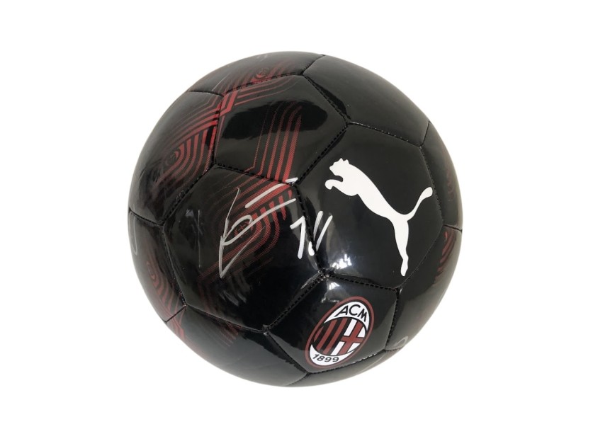 Pallone ufficiale Milan, 2023/24 - Autografato dalla rosa