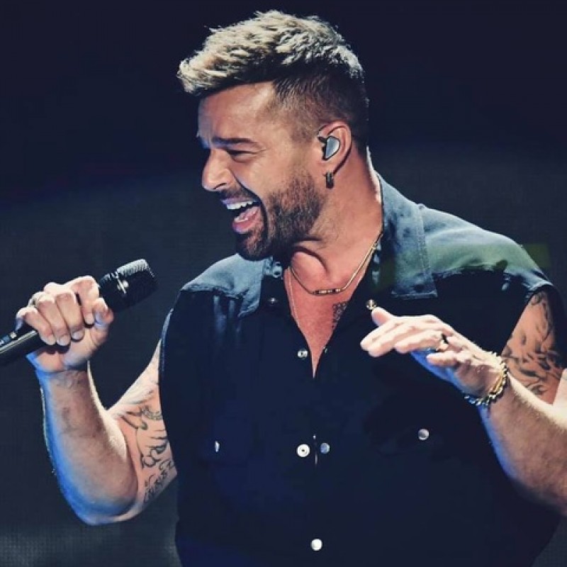 Sit in Ricky Martin’s Personal Second Row Seats in Guadalajara