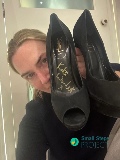  Kate Winslet's Worn and Signed Shoes