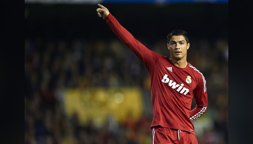 Ronaldo's Match-Issued Shirt, Valencia-Real Madrid 2011