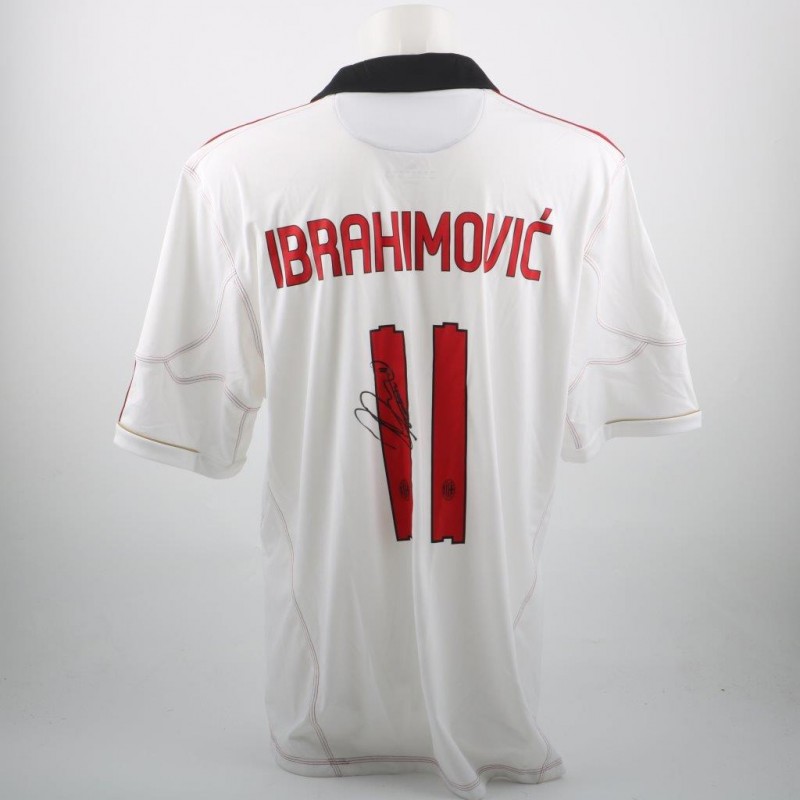 Official Ibrahimovic Milan shirt, season 10/11 - signed