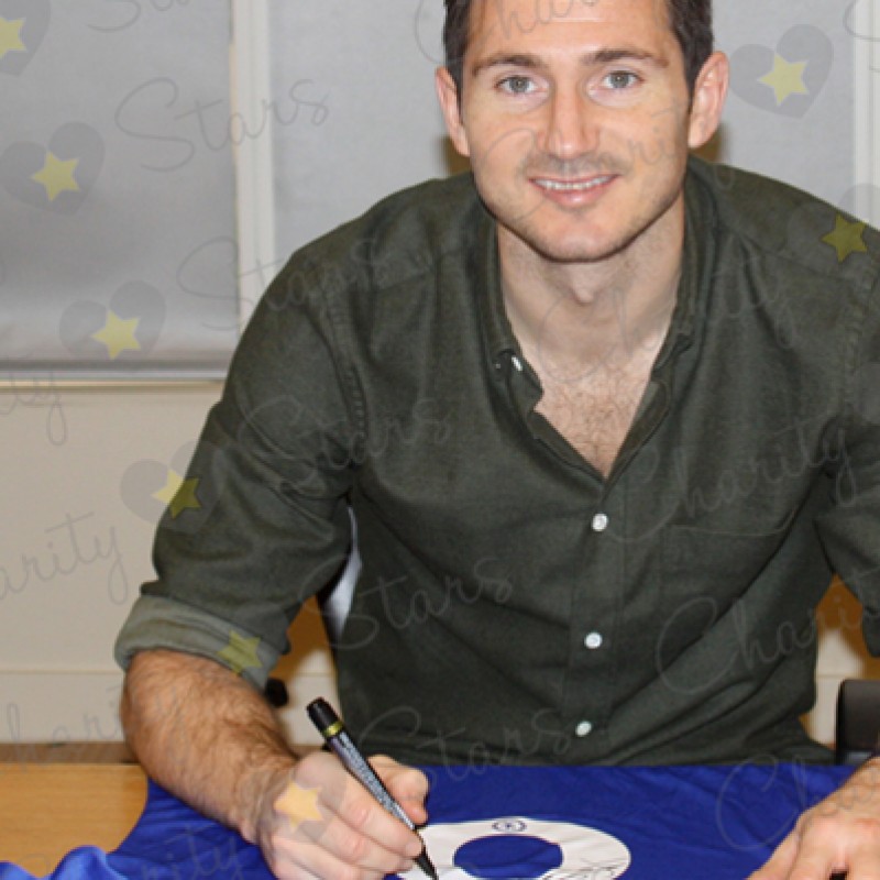 Maglia ufficiale Chelsea 2013/14 autografata da Frank Lampard