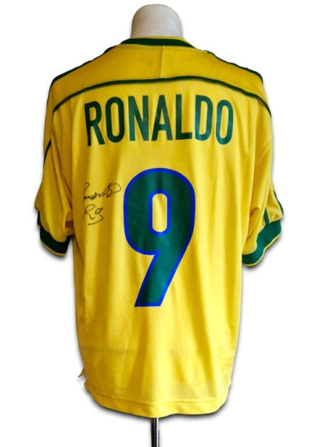 Maglia Home ufficiale Oro Ronaldo firmata e incorniciata