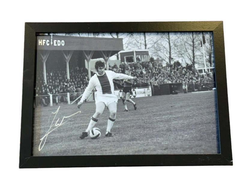 Sjaak Swart's AFC Ajax Signed Action Photo