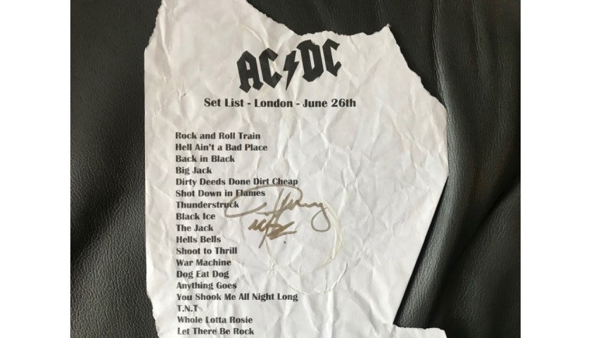 AC/DC Angus Young Signed Setlist