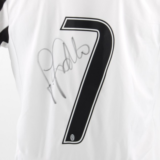 Chiesa's Juventus 2023/2024 Shirt, Signed with Personalized Dedication -  CharityStars