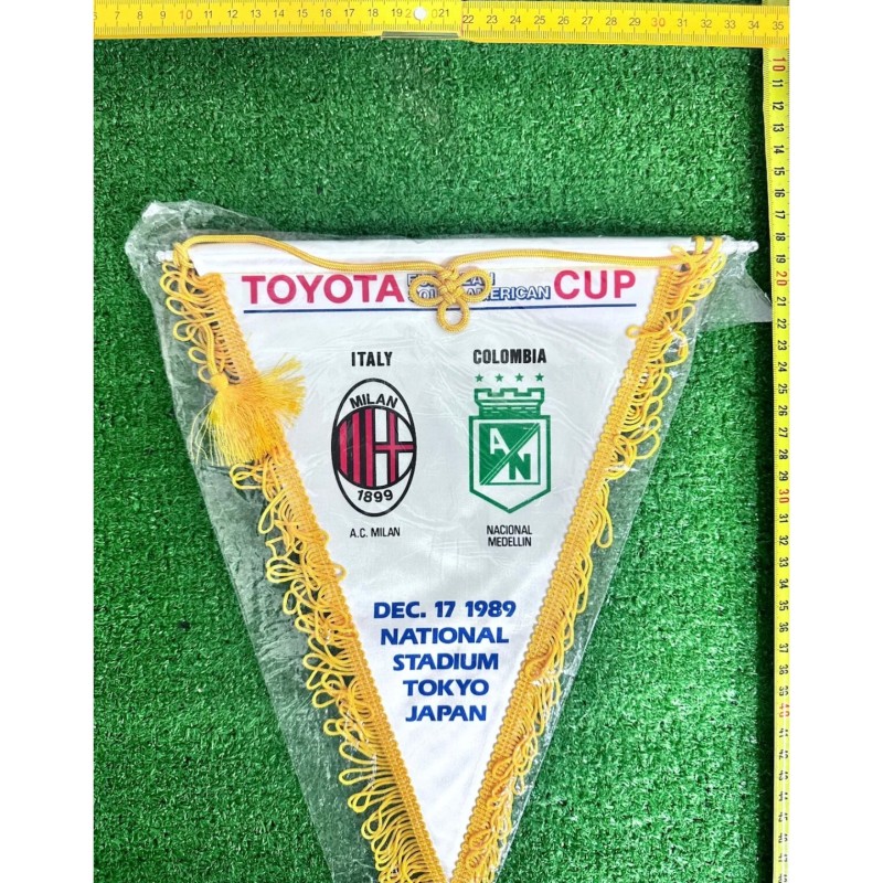 Milan vs National Medellin Official Pennant, Toyota Cup 1989