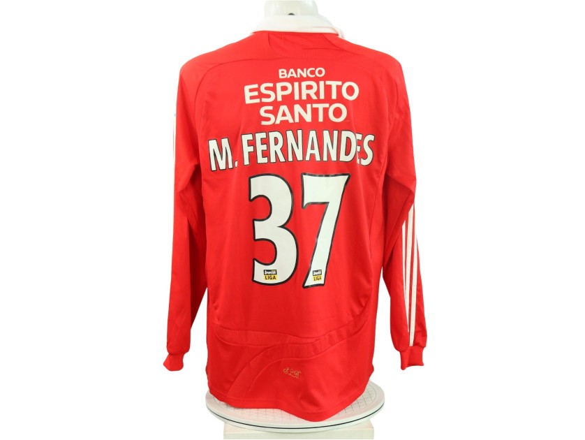 Fernandes' Benfica Match-Issued Shirt, 2005/06