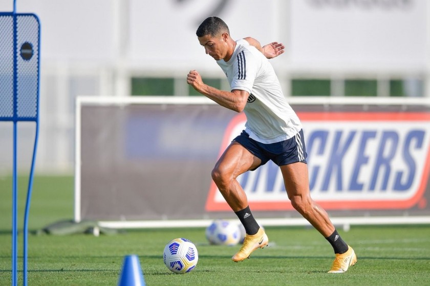 Maglia training Ronaldo Juventus, 2020/21 - Autografata